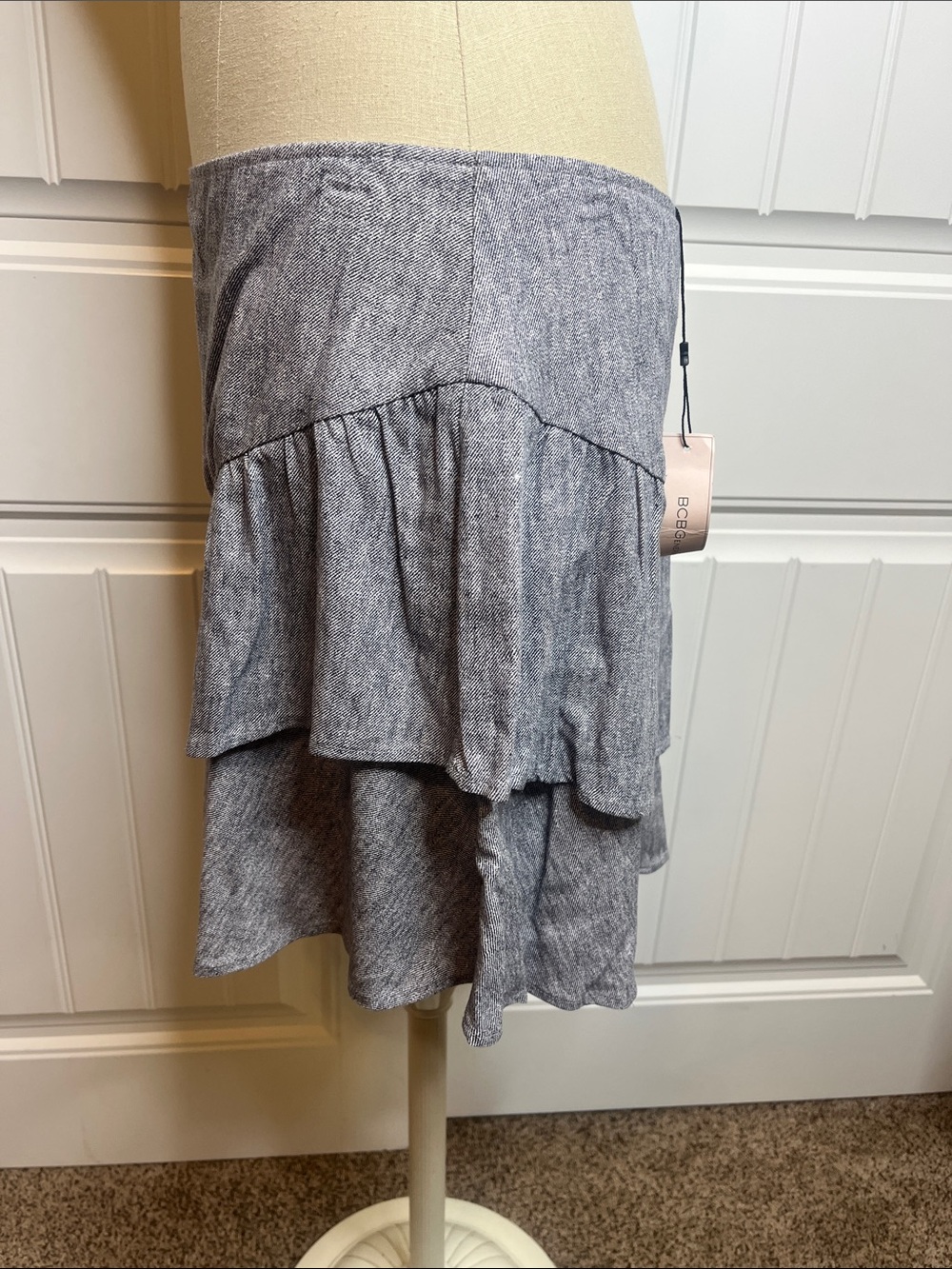 Layered Ruffle A-Line Skirt, Gray- BCBGeneration - Picture 2 of 9